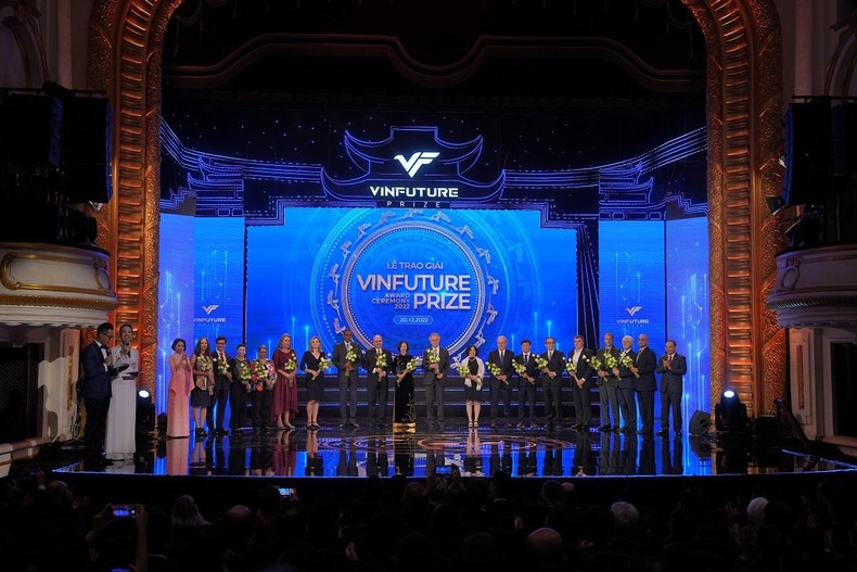 Phát minh Công nghệ mạng toàn cầu nhận Giải thưởng Chính VinFuture 2022 trị giá 3 triệu USD ảnh 3