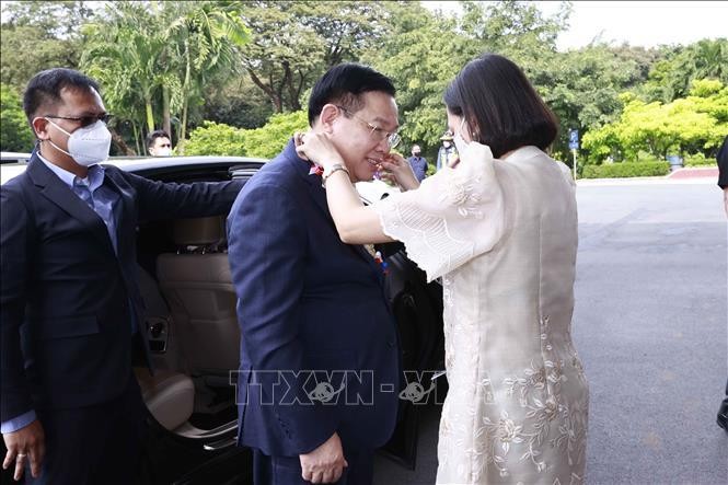 [Ảnh] Lễ đón Chủ tịch Quốc hội Vương Đình Huệ thăm chính thức Cộng hòa Philippines ảnh 9