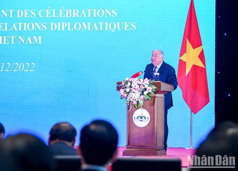 Việt Nam rất coi trọng quan hệ hữu nghị và Đối tác chiến lược với Cộng hòa Pháp ảnh 1