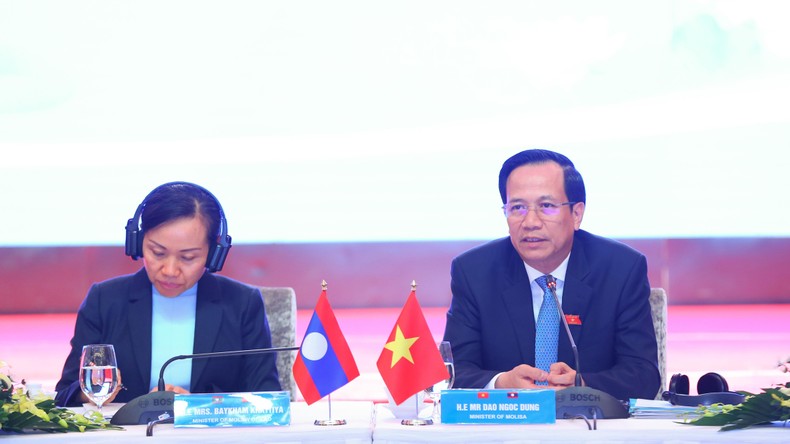 Hội nghị Bộ trưởng đặc biệt về lao động, phúc lợi xã hội và phát triển nguồn nhân lực Việt Nam-Lào ảnh 1