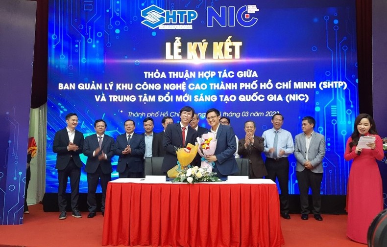 Ra mắt Trung tâm Đào tạo điện tử theo tiêu chuẩn quốc tế đầu tiên tại Việt Nam ảnh 1