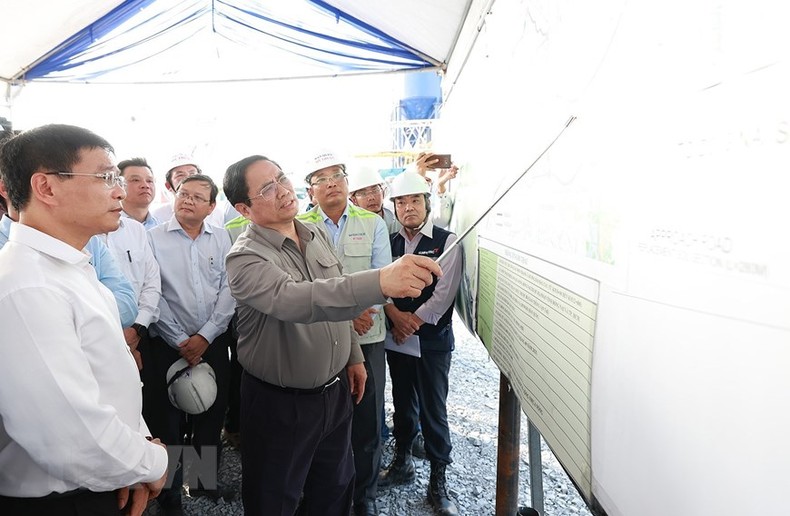 Thủ tướng kiểm tra tiến độ xây dựng cầu Nhơn Trạch ảnh 2