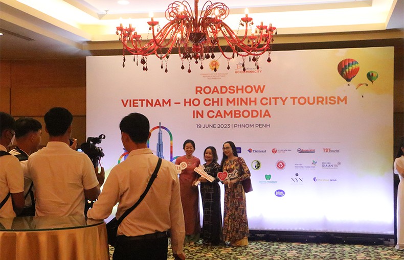 Quảng bá du lịch Việt Nam - Thành phố Hồ Chí Minh tại Campuchia ảnh 3