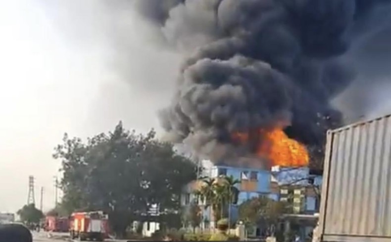Hải Dương: Cháy nổ lớn ở cụm công nghiệp Ba Hàng ảnh 3