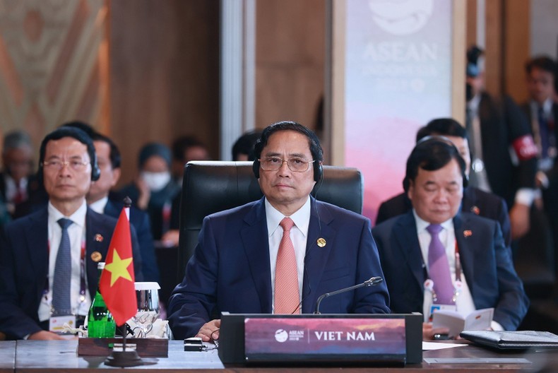 Hướng đến “Một ASEAN tầm vóc: Tâm điểm của tăng trưởng” ảnh 3