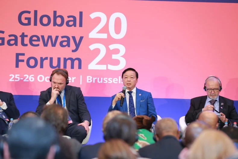 Phó Thủ tướng Chính phủ Trần Hồng Hà dự khai mạc Diễn đàn Cửa ngõ toàn cầu tại Bruxelles, Vương quốc Bỉ ảnh 1