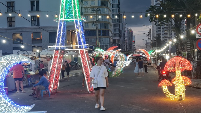 Đà Nẵng: Khai trương phố đi bộ và chợ đêm An Thượng ảnh 2