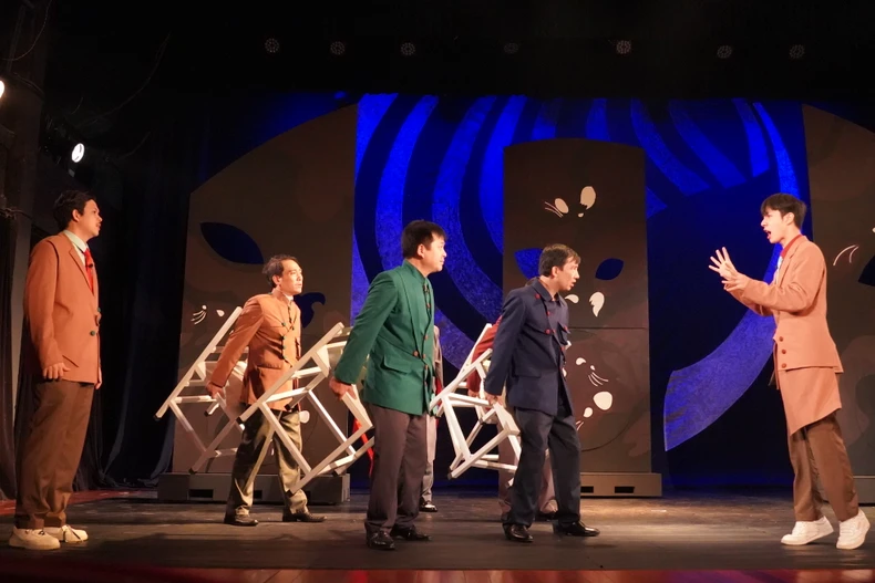 Nhà hát kịch Việt Nam ra mắt vở hài kịch kinh điển “Quan thanh tra” ảnh 2
