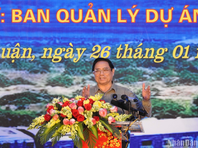 Thủ tướng Phạm Minh Chính dự lễ ra quân triển khai Dự án cải tạo, nâng cấp đoạn đường sắt Nha Trang-Sài Gòn ảnh 1