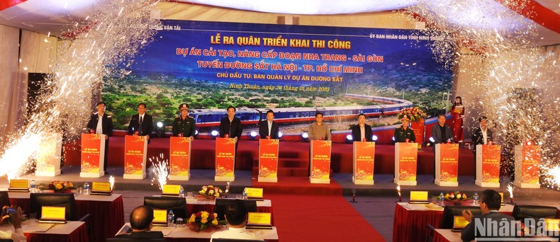 Thủ tướng Phạm Minh Chính dự lễ ra quân triển khai Dự án cải tạo, nâng cấp đoạn đường sắt Nha Trang-Sài Gòn ảnh 2