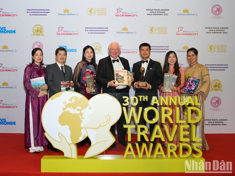 Vietnam Airlines nhận bốn giải thưởng tại World Travel Awards khu vực châu Á và châu Đại Dương 2023 ảnh 3