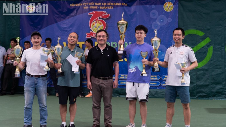 Giải quần vợt người Việt tại Nga thành công tốt đẹp ảnh 1
