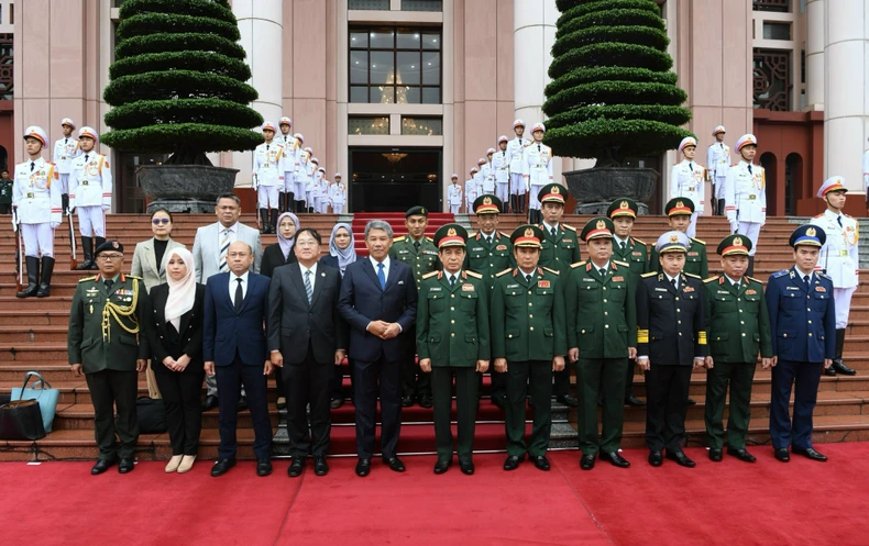 Thúc đẩy hợp tác quốc phòng giữa Việt Nam và Malaysia ảnh 4