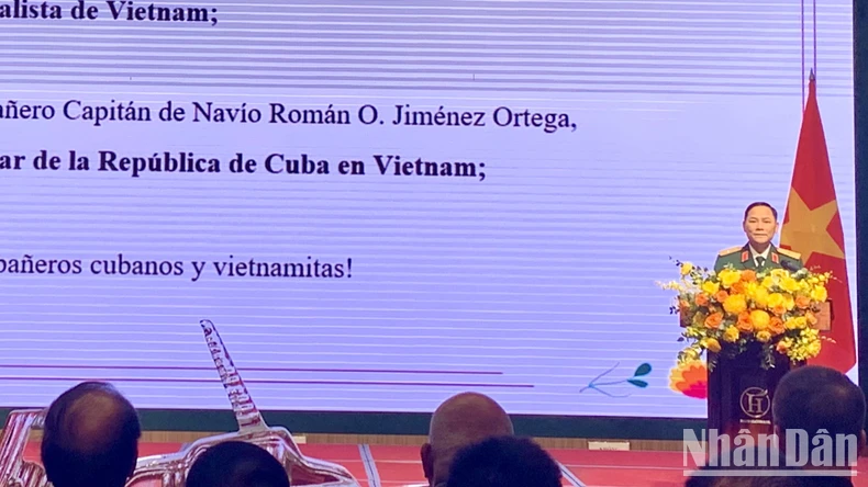 Tăng cường tình hữu nghị anh em Việt Nam-Cuba ảnh 1