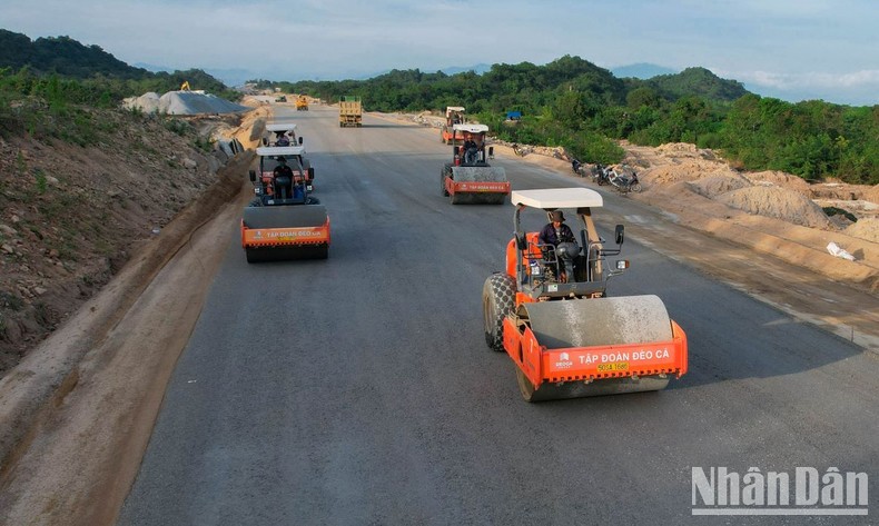 Hợp tác đào tạo nhân lực cao cấp cho các dự án phát triển hạ tầng giao thông ảnh 3