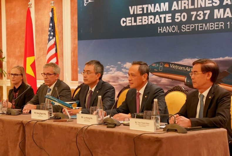 Boeing chào bán 50 máy bay 737 MAX cho Vietnam Airlines ảnh 3