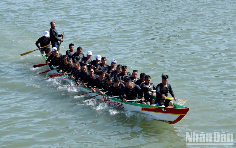 Tưng bừng Lễ hội đua thuyền trên sông Cà Ty, Xuân Quý Mão 2023 ảnh 6