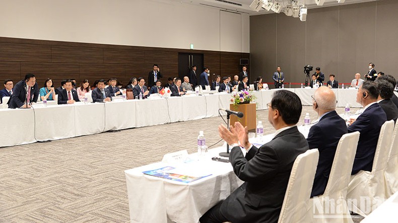 Thủ tướng Phạm Minh Chính dự Tọa đàm Kinh doanh Việt Nam–Nhật Bản ảnh 1