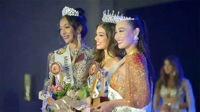 Đại diện Việt Nam giành ngôi Á hậu 2 Cuộc thi Hoa hậu Du lịch thế giới 2023 ảnh 1