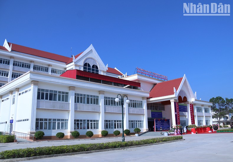 Khánh thành Bệnh viện Hữu nghị Lào-Việt Nam tỉnh Xiengkhouang ảnh 1
