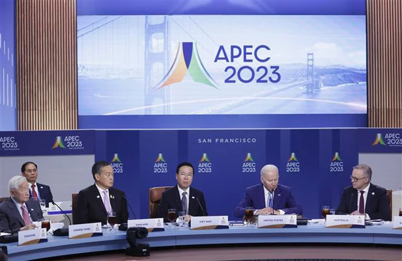 [Ảnh] Chủ tịch nước dự Đối thoại giữa các Nhà lãnh đạo APEC với khách mời ảnh 3