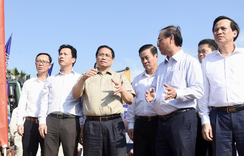 [Ảnh] Thủ tướng Phạm Minh Chính dự Lễ khởi công Dự án cao tốc Tuyên Quang-Hà Giang giai đoạn 1 ảnh 9