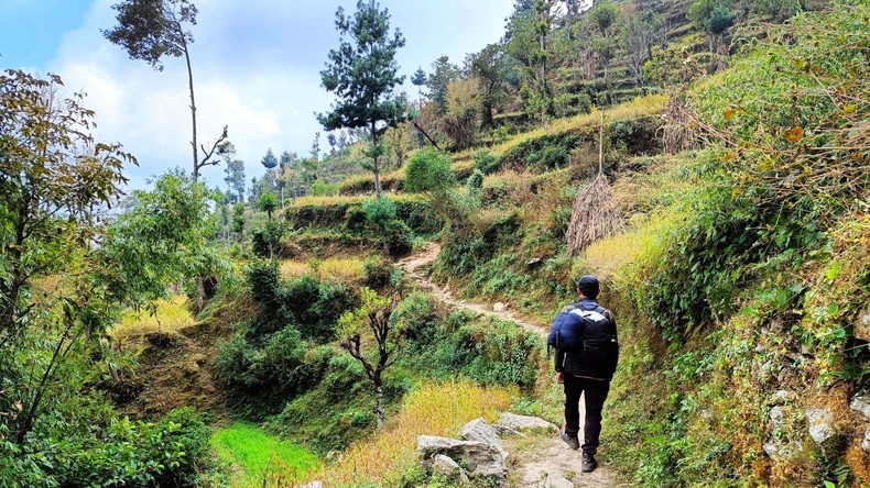 Nepal cấm hoạt động du lịch đi bộ đường dài tự túc ảnh 1