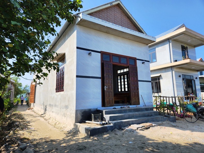 Khánh thành 100 căn nhà dành cho ngư dân nghèo, khó khăn tại Thừa Thiên Huế ảnh 1
