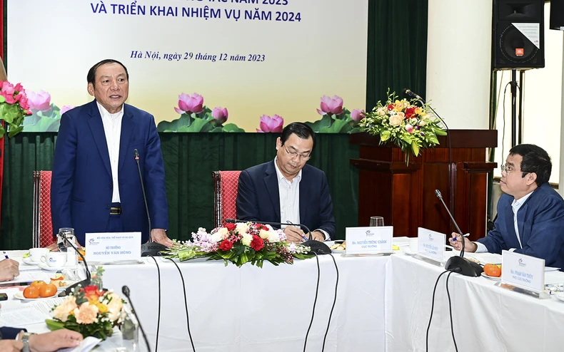 Du lịch Việt Nam đặt mục tiêu đón 17-18 triệu lượt khách quốc tế năm 2024 ảnh 1