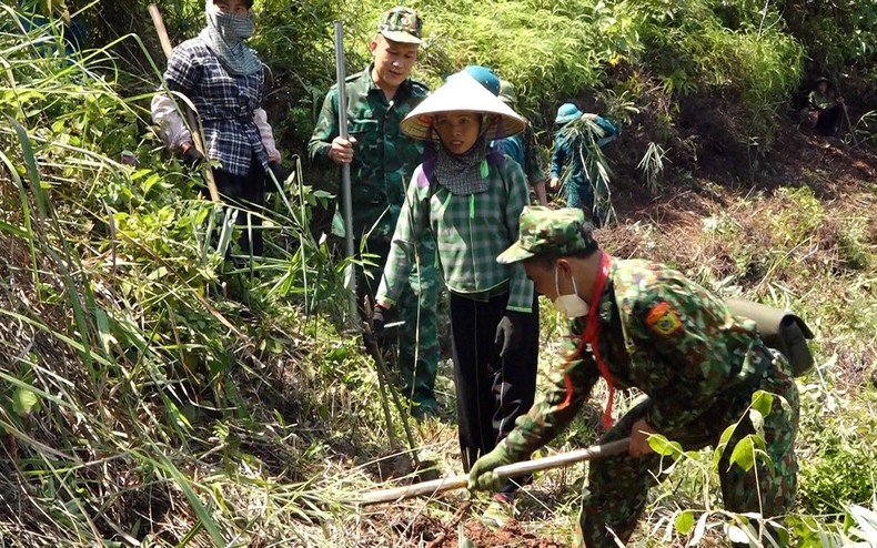 Biên giới vững mạnh từ thế trận lòng dân ảnh 1