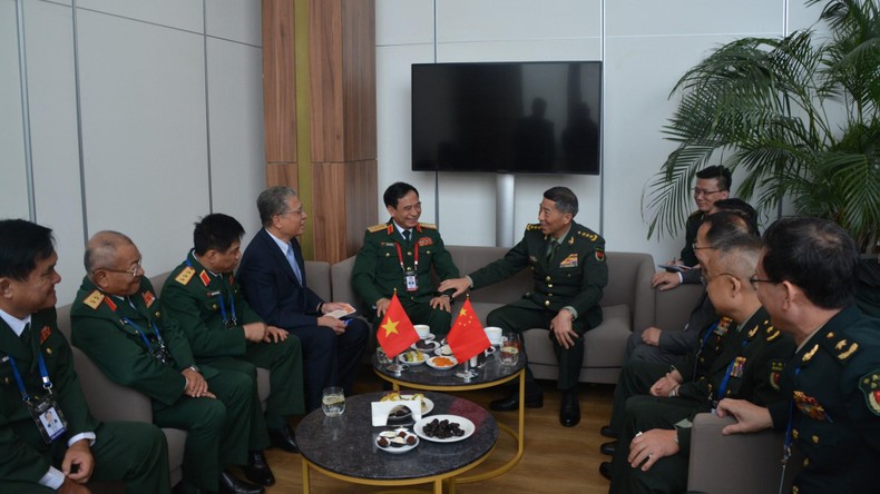 Bộ trưởng Quốc phòng Việt Nam Phan Văn Giang hội đàm với Bộ trưởng Quốc phòng Nga Sergei Shoigu ảnh 3