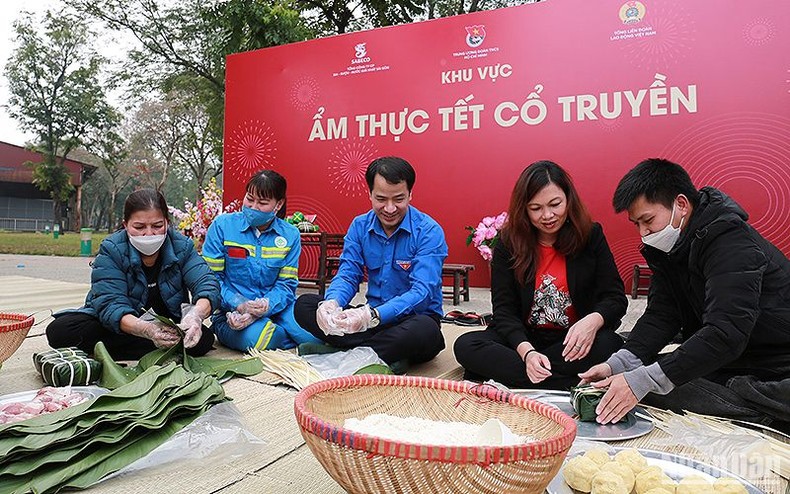 Trao 1 nghìn phần quà Tết tặng người lao động hoàn cảnh khó khăn ảnh 1