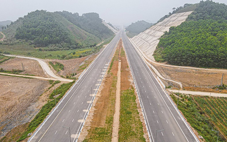 Từng bước hoàn thành mục tiêu 5.000km đường cao tốc ảnh 1