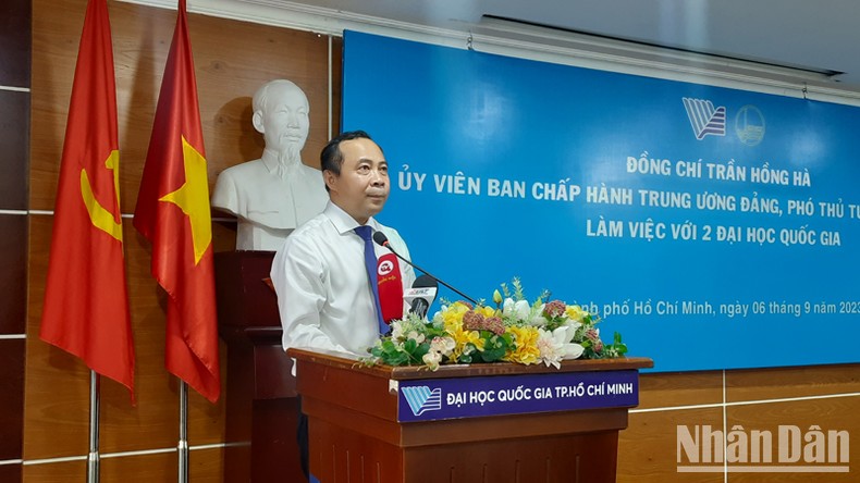 Phó Thủ tướng Trần Hồng Hà làm việc với hai Đại học Quốc gia ảnh 1