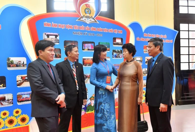 Đại hội Công đoàn Viên chức Việt Nam lần thứ VI: Đề ra ba khâu đột phá ảnh 3
