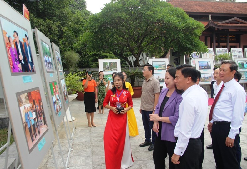 Phó Chủ tịch nước Võ Thị Ánh Xuân tưởng niệm Chủ tịch Hồ Chí Minh ảnh 3