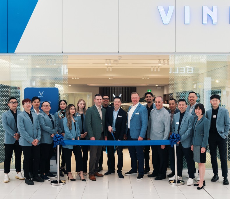VinFast khai trương cửa hàng đầu tiên tại Vancouver, Canada ảnh 1