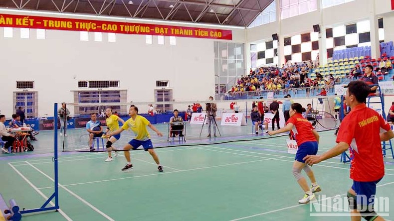 Hơn 500 vận động viên tham gia Giải cầu lông, bóng bàn gia đình toàn quốc tại Đà Lạt ảnh 3