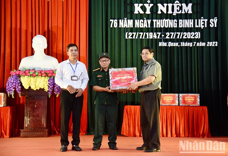 Quan tâm, chăm lo thương bệnh binh, người có công với cách mạng bằng sự tri ân sâu sắc, trách nhiệm cao nhất ảnh 4