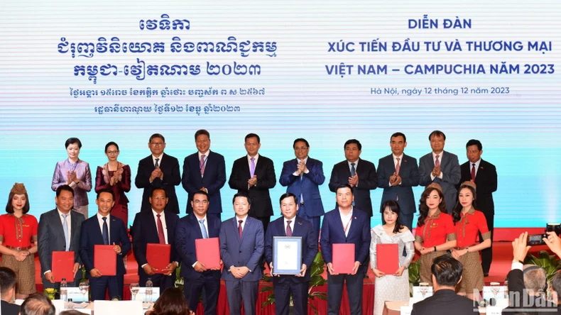 Thúc đẩy mạnh mẽ quan hệ kinh tế, thương mại Việt Nam và Campuchia lên một tầm cao mới ảnh 4