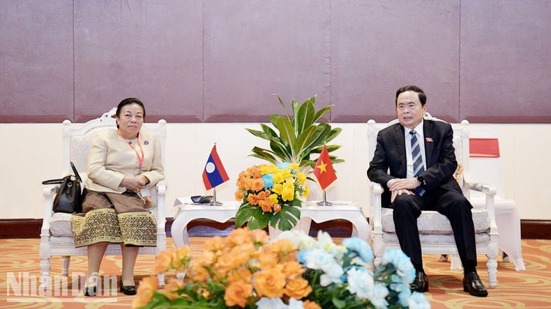 Phó Chủ tịch Thường trực Quốc hội Trần Thanh Mẫn tiếp Phó Chủ tịch Quốc hội Lào ảnh 1