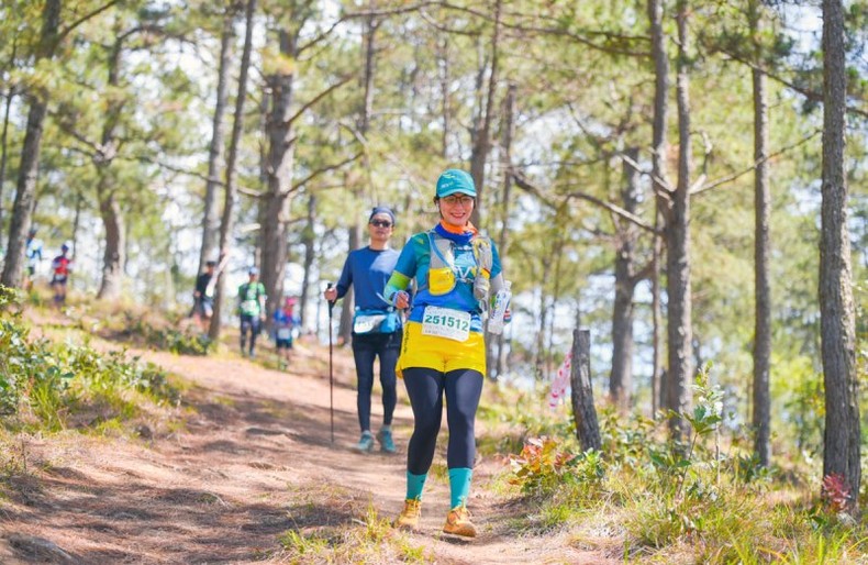 Giải chạy Dalat Ultra Trail 2023 đã xác định nhà vô địch các cự ly ảnh 1