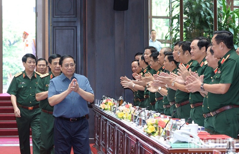 Luôn nêu cao cảnh giác, bảo vệ Tổ quốc từ sớm, từ xa, không để bị động, bất ngờ ảnh 1