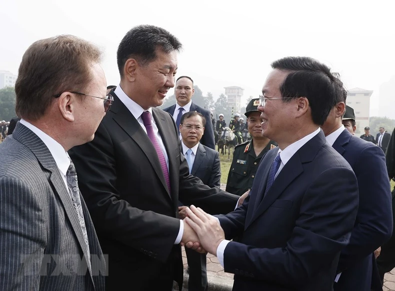 [Ảnh] Chủ tịch nước và Tổng thống Mông Cổ thăm Bộ Tư lệnh Cảnh sát cơ động ảnh 3