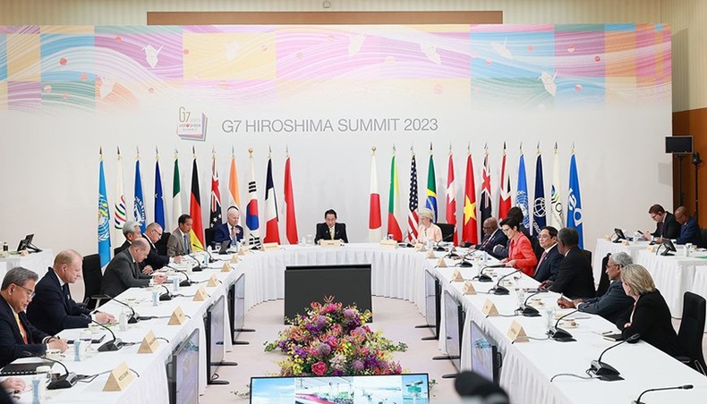 [Ảnh] Thủ tướng dự phiên thảo luận đối tác về hạ tầng và đầu tư của nhóm G7 ảnh 1