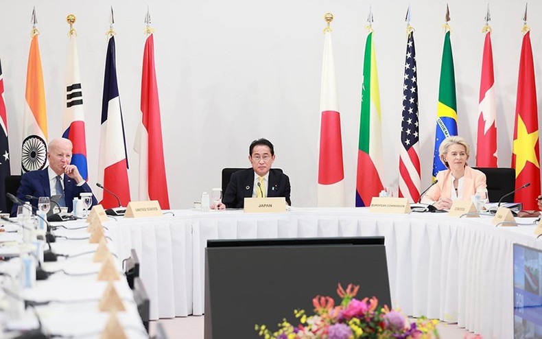 [Ảnh] Thủ tướng dự phiên thảo luận đối tác về hạ tầng và đầu tư của nhóm G7 ảnh 2