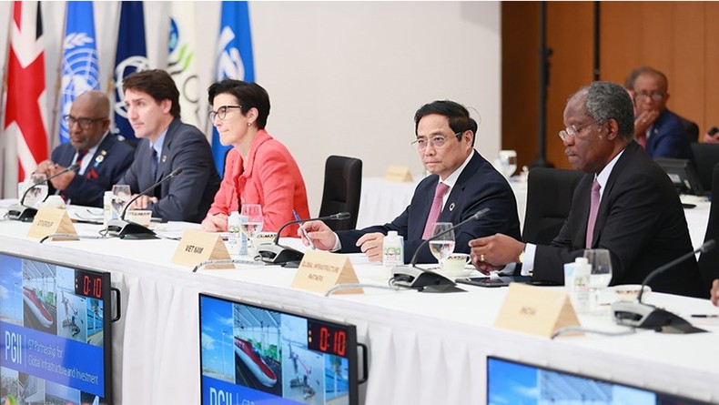 [Ảnh] Thủ tướng dự phiên thảo luận đối tác về hạ tầng và đầu tư của nhóm G7 ảnh 3
