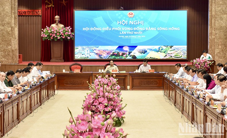 Thủ tướng Phạm Minh Chính chủ trì Hội nghị Hội đồng điều phối vùng đồng bằng sông Hồng ảnh 1
