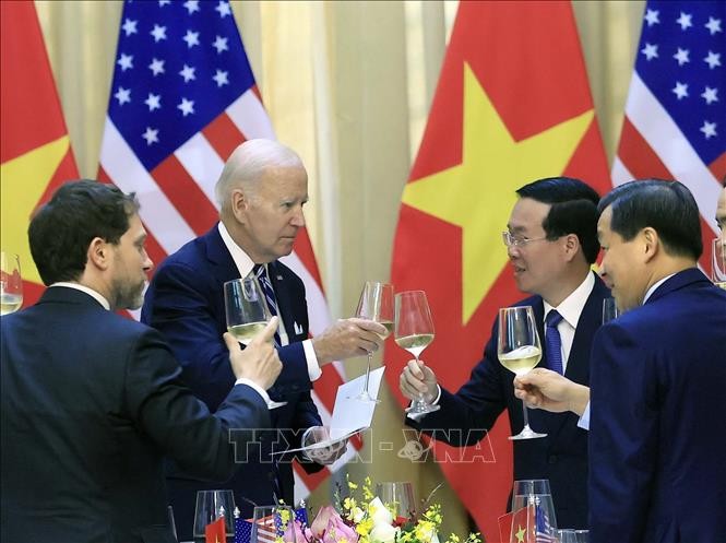 Chủ tịch nước Võ Văn Thưởng chủ trì tiệc chiêu đãi Tổng thống Hoa Kỳ Joe Biden ảnh 2