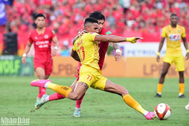 Công an Hà Nội vô địch V-League 2023 ảnh 2